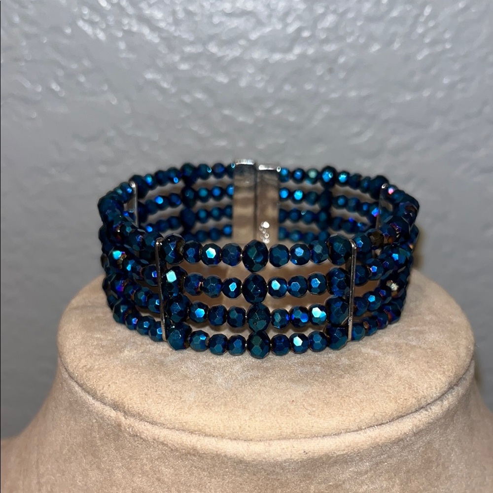 Liz Claiborne Elegant Blue Beaded Bracelet